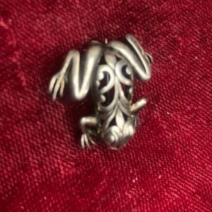 Sterling Silver Decorative Frog Pin Brooch